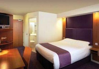 фото отеля Premier Inn East Midlands Airport Castle Donington