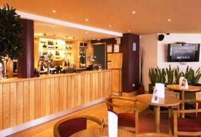 фото отеля Premier Inn East Midlands Airport Castle Donington