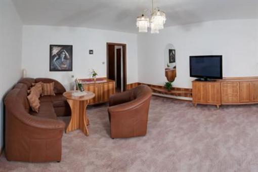фото отеля Hotel Ostrov