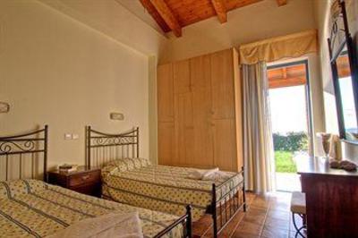 фото отеля Givera Villa