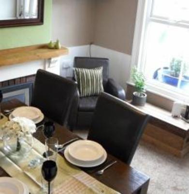 фото отеля Lillys Road Townhouse