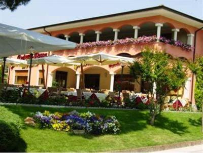 фото отеля Hotel Maximilian Bardolino