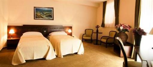 фото отеля Rybarsky Dvor Pension & Restaurant Piestany