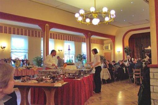 фото отеля Zum Heideberg Landhotel