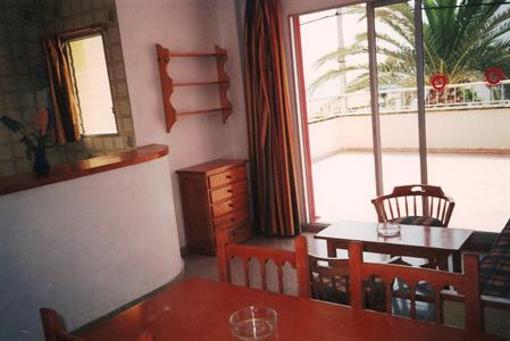 фото отеля Apartamentos Osiris