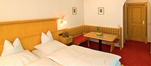 фото отеля Gastehaus Weisses Rossl