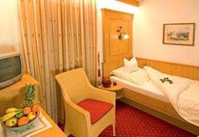 фото отеля Gastehaus Weisses Rossl