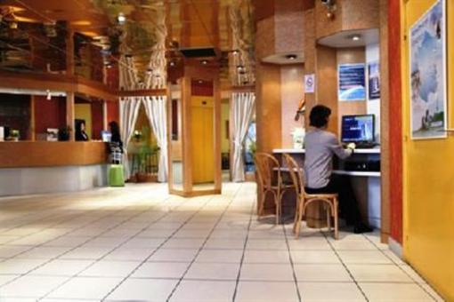 фото отеля ResidHotel Grand Prado