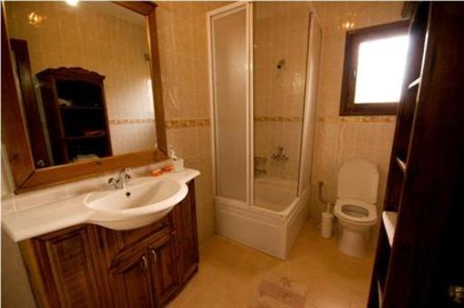 фото отеля Kleo Cottages
