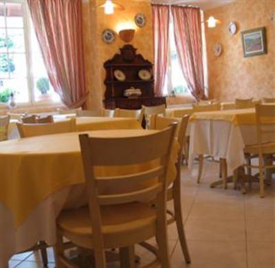 фото отеля Hotel de Lion-sur-Mer
