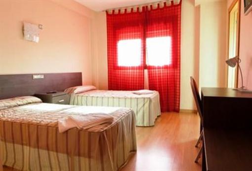 фото отеля Hostal Casa Marzo Carinena