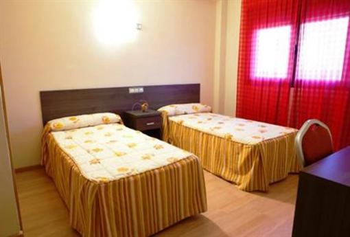 фото отеля Hostal Casa Marzo Carinena