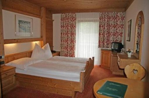 фото отеля Landhaus Rohregger Hotel Neukirchen am Grossvenediger