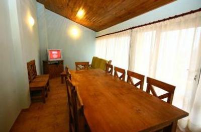 фото отеля Elfaltul Hotel del Suterh San Carlos de Bariloche