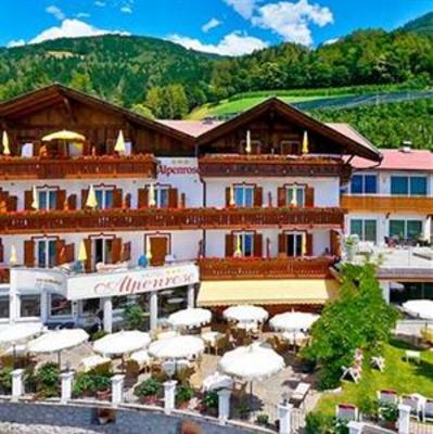 фото отеля Hotel Alpenrose Schenna