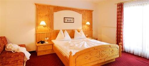 фото отеля Hotel Alpenrose Schenna