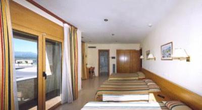 фото отеля Hostal Mallorquines Riudarenes