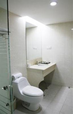 фото отеля Asia Pacific Four Seasons Hotel