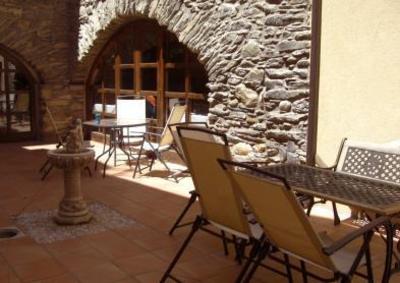 фото отеля Hostal Casa Lacreu