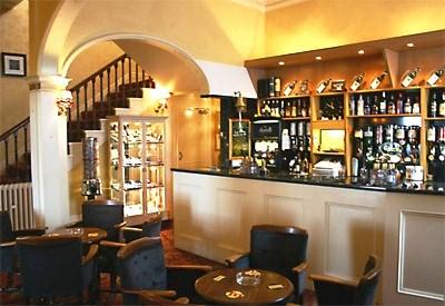 фото отеля Nethway Hotel