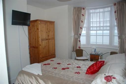 фото отеля Whitecliff Guest House