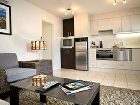 фото отеля Sea Spray Suites