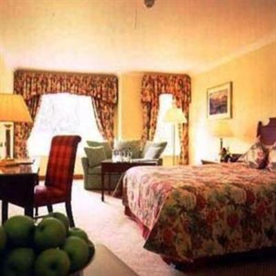 фото отеля Macdonald Craxton Wood Hotel