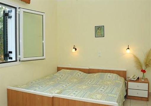 фото отеля Lennas Villas