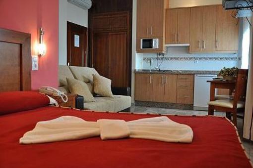 фото отеля Apartamentos La Fuente Cordoba
