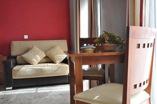фото отеля Apartamentos La Fuente Cordoba