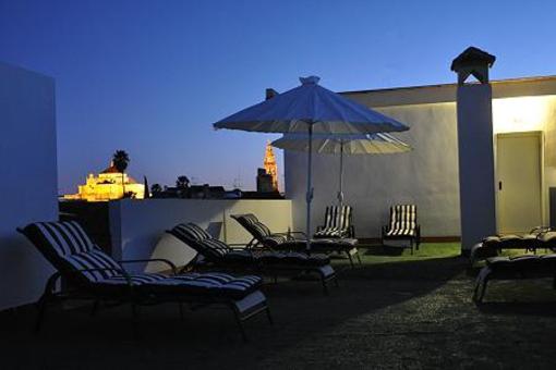 фото отеля Apartamentos La Fuente Cordoba