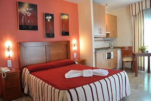 фото отеля Apartamentos La Fuente Cordoba