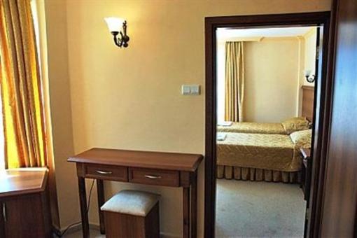 фото отеля Hotel Asli