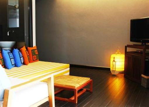 фото отеля LoogChoob Homestay