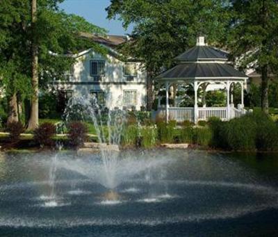 фото отеля Swan Lake Resort Plymouth (Indiana)