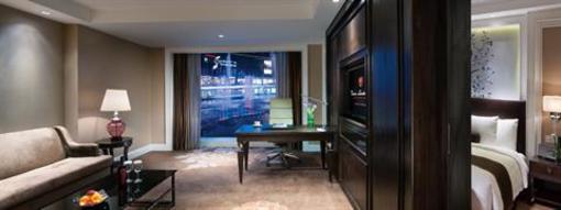 фото отеля Tonino Lamborghini City Center Hotel