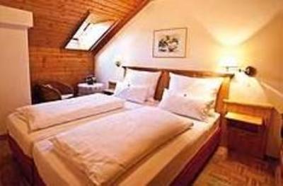 фото отеля Appartements Restaurant Sportalm Bad Kleinkirchheim