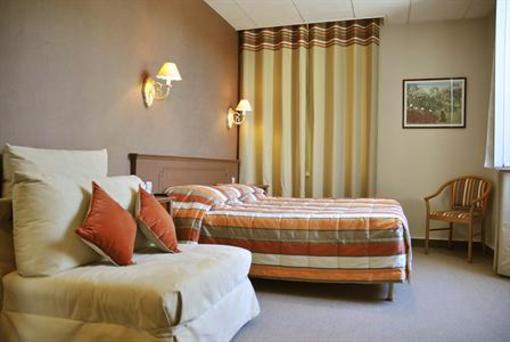 фото отеля Le Grand Hotel de Mayenne