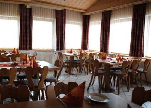 фото отеля Gasthof Lowen Hechingen