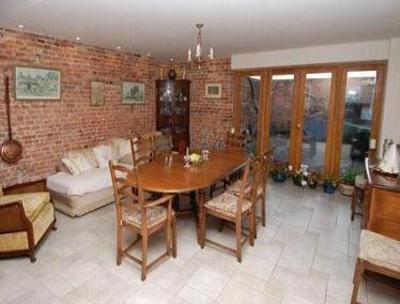 фото отеля Coach House B&B