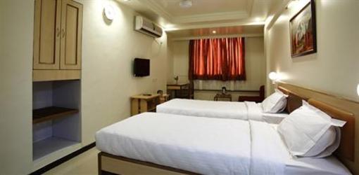 фото отеля Hotel Suyash Deluxe
