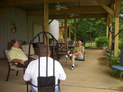 фото отеля Cart Barn Inn @ Yoda Creek