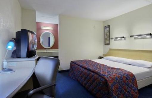 фото отеля Red Roof Inn Winchester