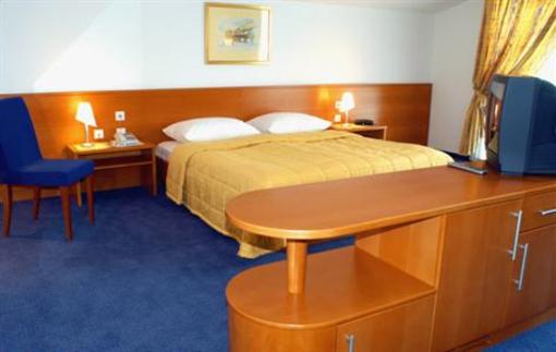 фото отеля Hotel Kacar Maribor