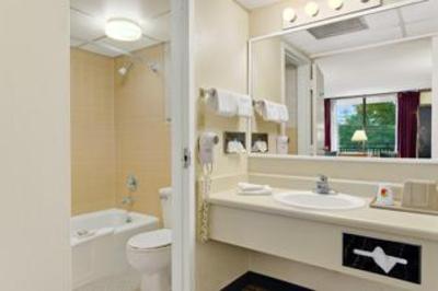 фото отеля Travelodge Valdosta