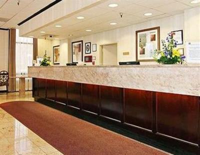 фото отеля Clarion Inn Waldorf