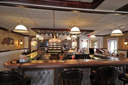 фото отеля Mariner Inn Beach Haven
