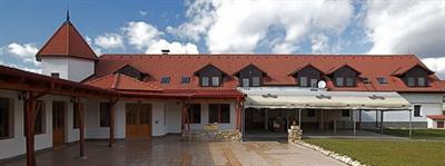 фото отеля Galloper Club