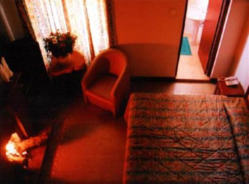 фото отеля Alpine Hotel Nuwara Eliya