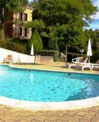 фото отеля Relais Saint Roch Hotel Saint-Alban-sur-Limagnole